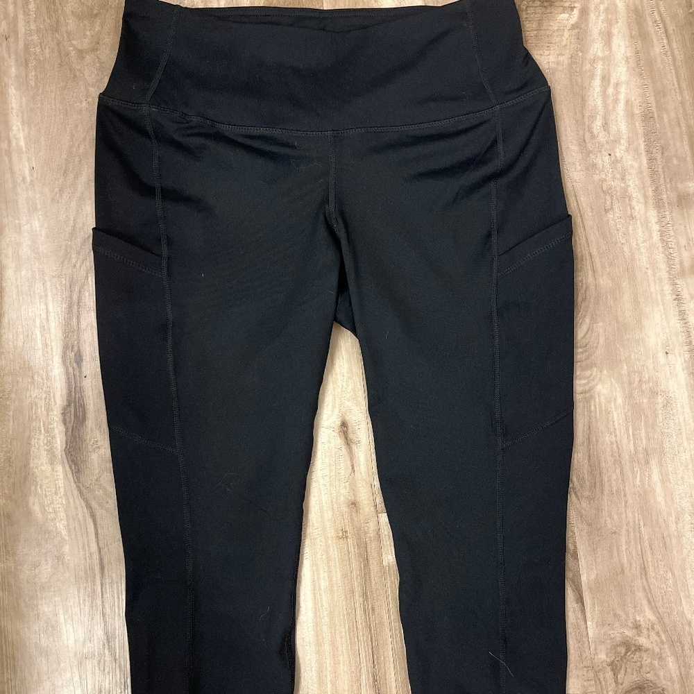 Torrid Performance Capri
